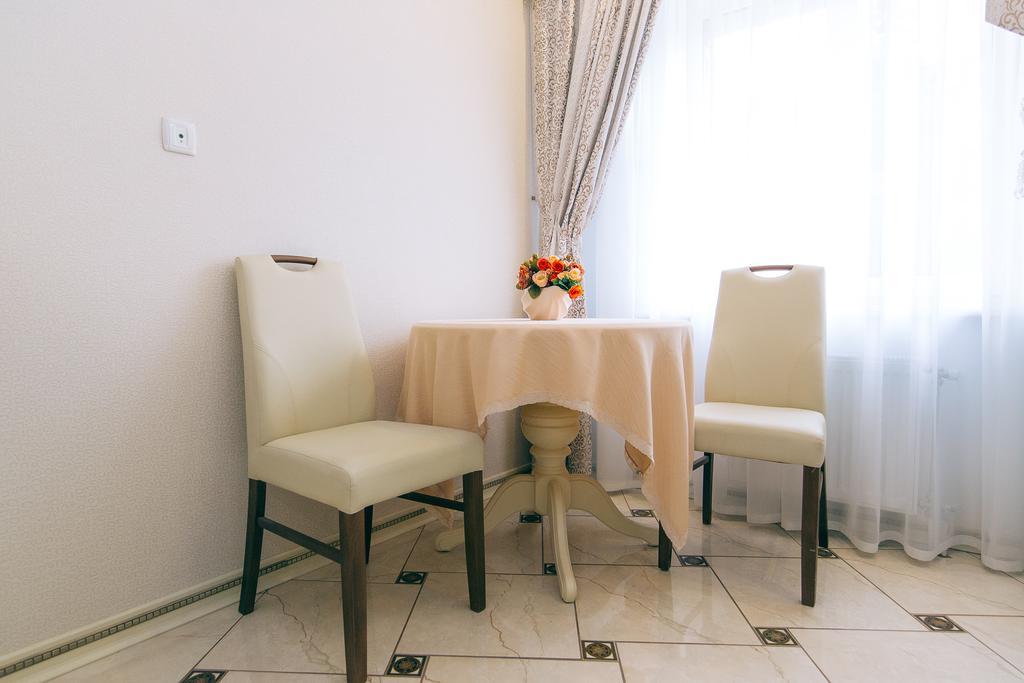 Vip Apartmen スームィ エクステリア 写真