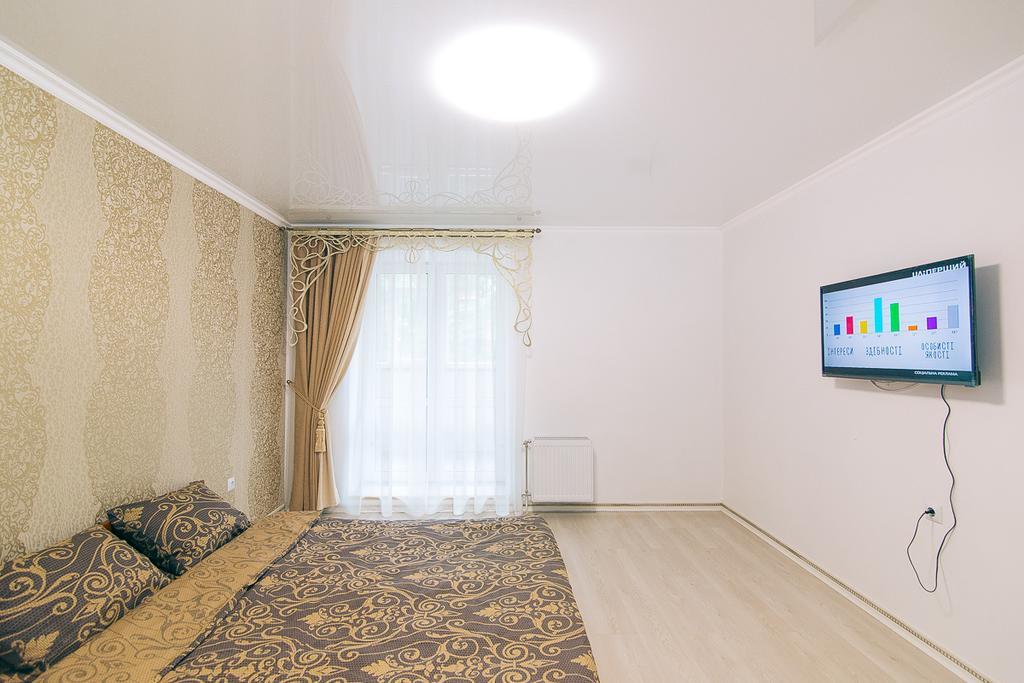 Vip Apartmen スームィ エクステリア 写真